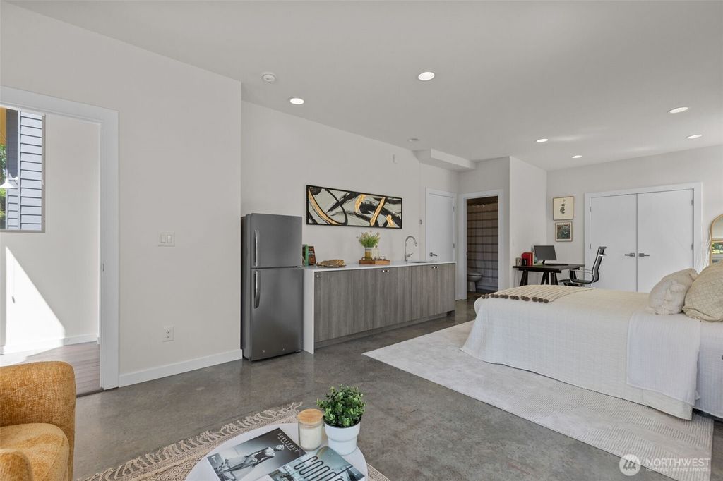 Photo of 1100 14th Avenue, Seattle, WA 98122 (MLS # 2405449)