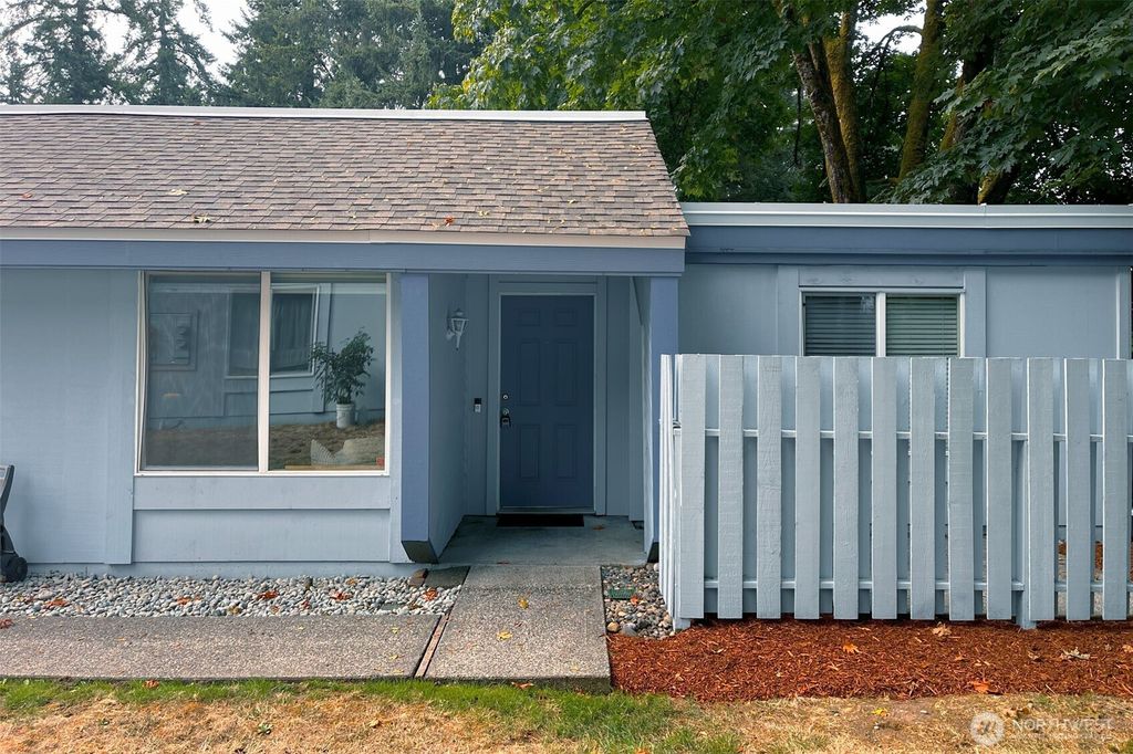 Photo of 4300 NE Sunset Boulevard #L3, Renton, WA 98059 (MLS # 2426353)