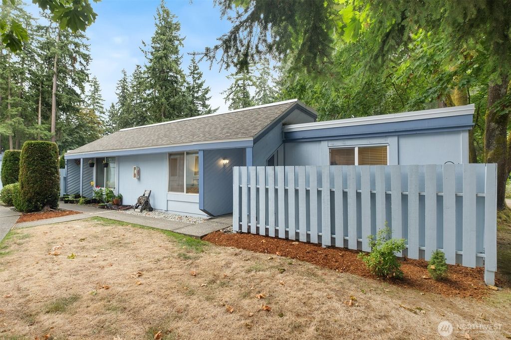 Photo of 4300 NE Sunset Boulevard #L3, Renton, WA 98059 (MLS # 2426353)