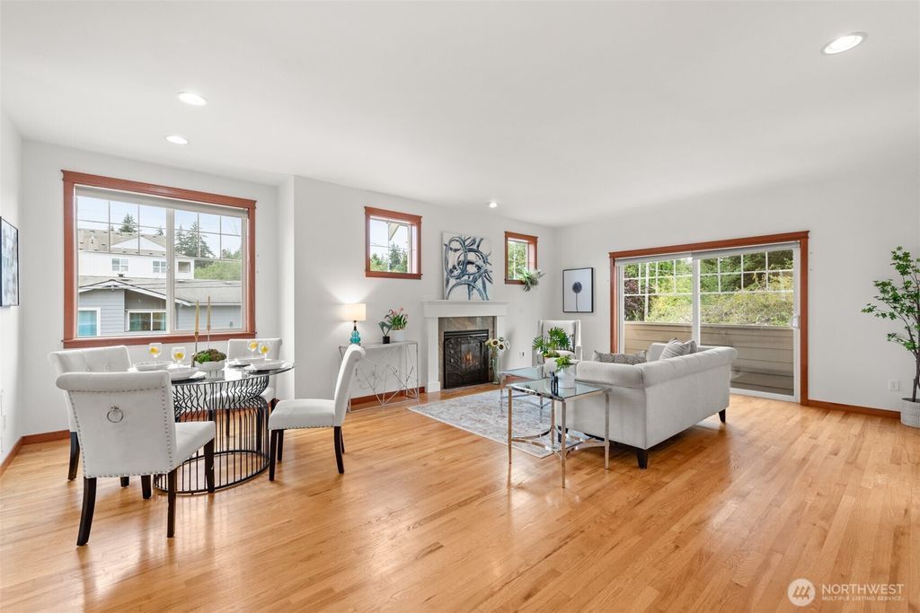 Photo of 14508 31st Avenue NE, Shoreline, WA 98155 (MLS # 2341411)