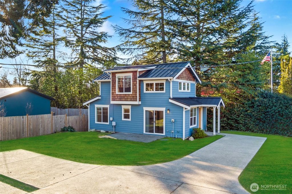 Photo of 12757 Dayton Avenue N #B, Seattle, WA 98133 (MLS # 2472792)