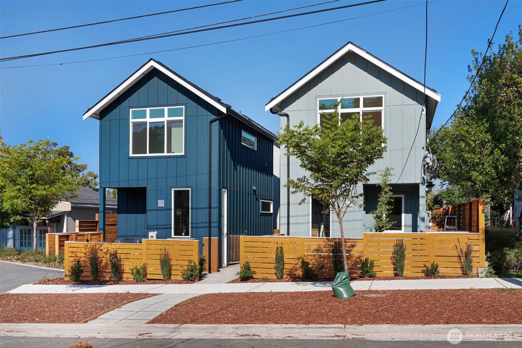 Photo of 2006 A 19th Avenue S, Seattle, WA 98144 (MLS # 2509094)