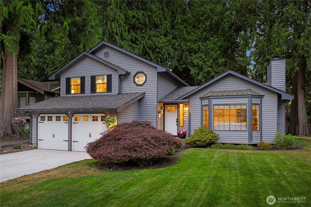 Photo of 1513 220th Place NE, Sammamish, WA 98074 (MLS # 2406507)