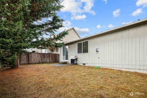 A home in Spanaway