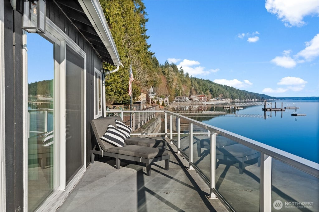 Photo of 11031 NE North Shore Road, Belfair, WA 98528 (MLS # 2578877)