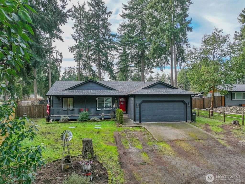 Photo of 18209 Park Lane SE, Yelm, WA 98597 (MLS # 2476397)