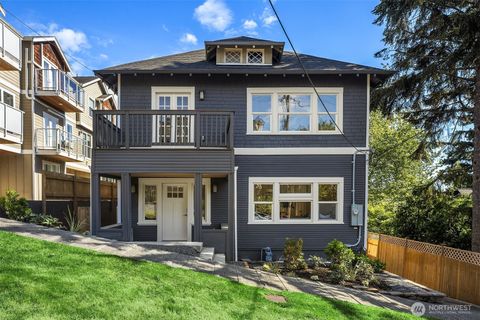 Photo of 1307 W Boston Street, Seattle, WA 98119 (MLS # 2538757)
