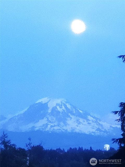 20204 9th Avenue S Des Moines WA 98198