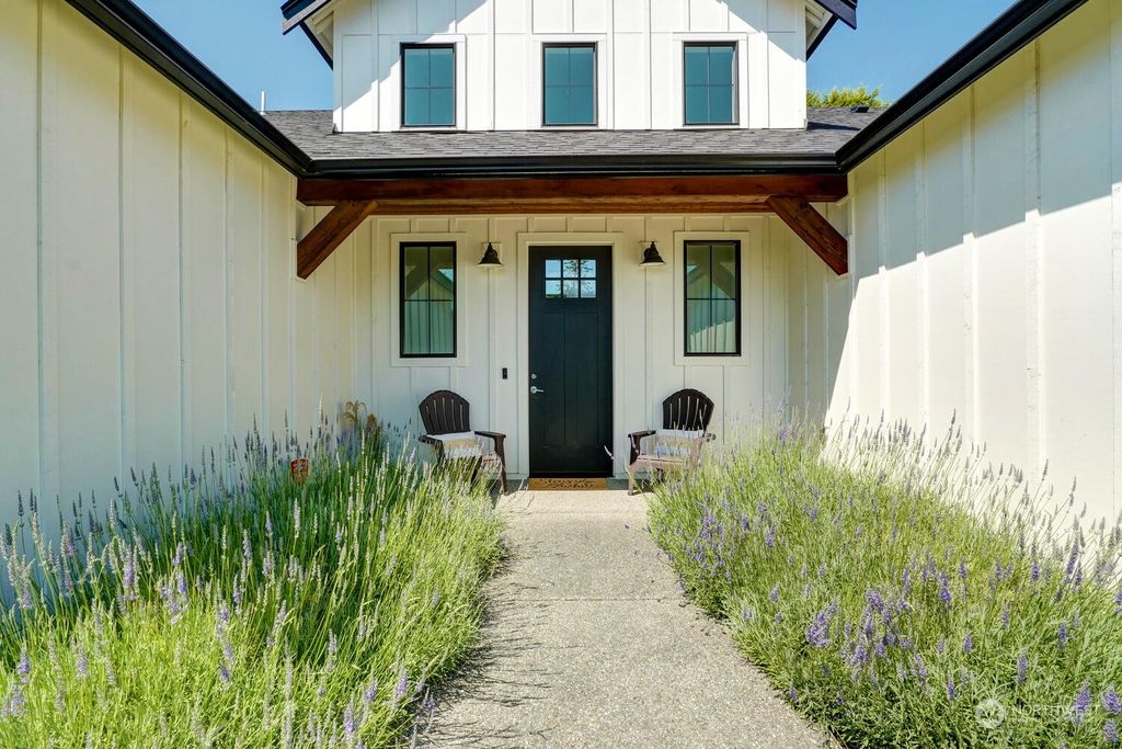 Photo of 6203 37th Place NE, Marysville, WA 98270 (MLS # 2265070)