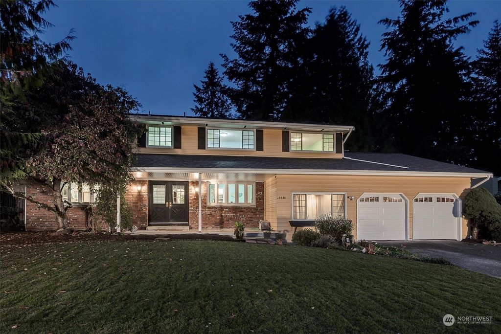 Photo of 12838 SE 67th Street, Bellevue, WA 98006 (MLS # 2302716)