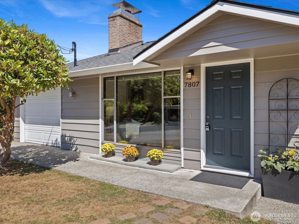 Photo of 7807 191st Street SW, Edmonds, WA 98026 (MLS # 2423888)