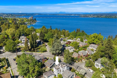 Photo of 1802 38th Avenue, Seattle, WA 98122 (MLS # 2545834)