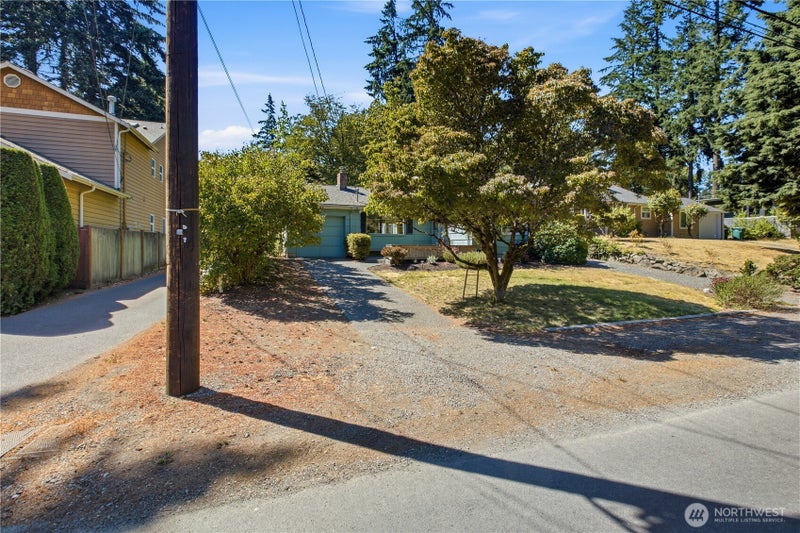 13041 25th Avenue NE