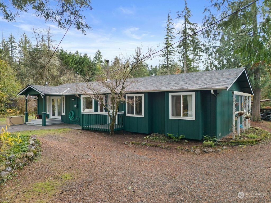 Photo of 26706 309th Avenue SE, Ravensdale, WA 98051 (MLS # 2310956)