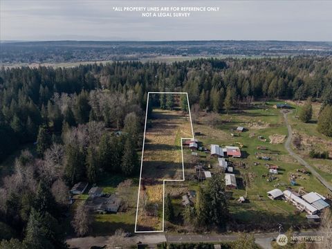 Photo of 11212 87th Avenue NE, Marysville, WA 98271 (MLS # 2481495)