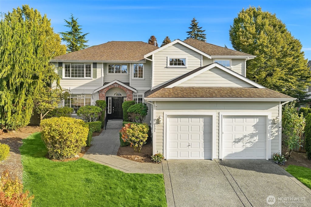 Photo of 3531 NE 24th Court, Renton, WA 98056 (MLS # 2575237)