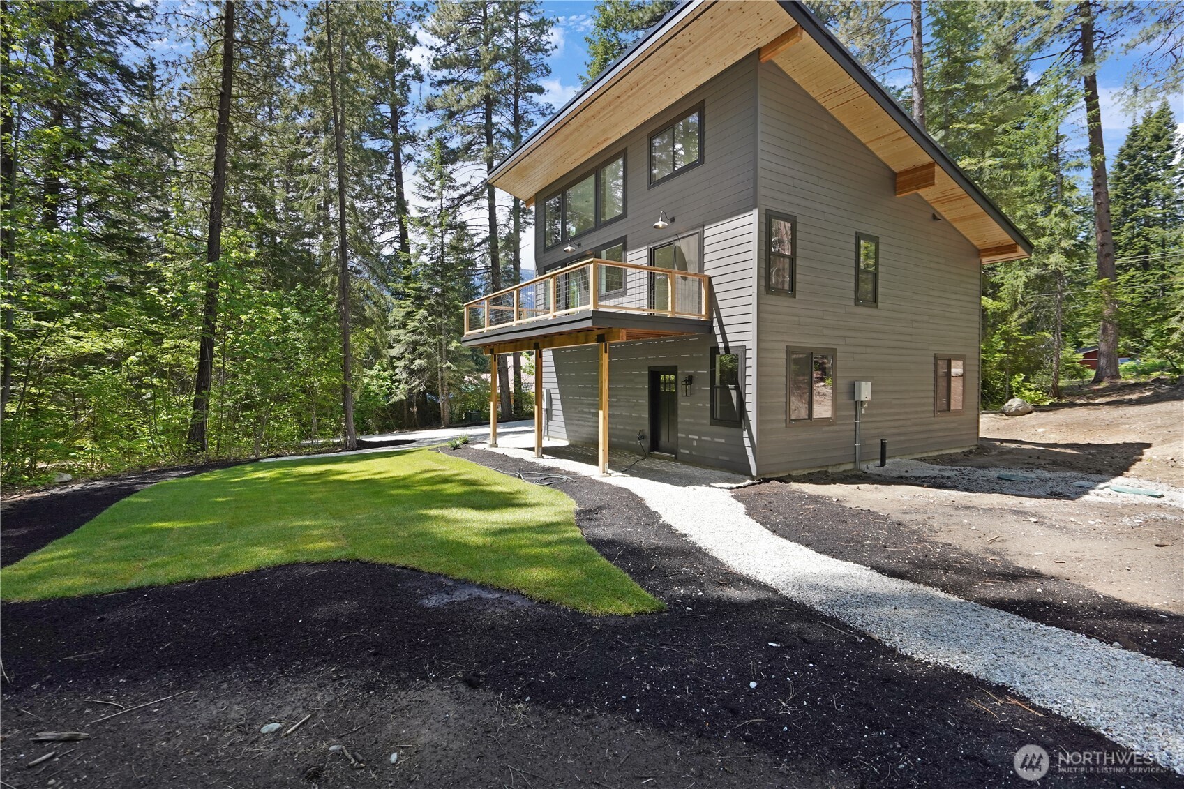 Leavenworth, Washington 98826, United States, 2 Bedrooms Bedrooms, ,2 BathroomsBathrooms,Residential,Pending,136098