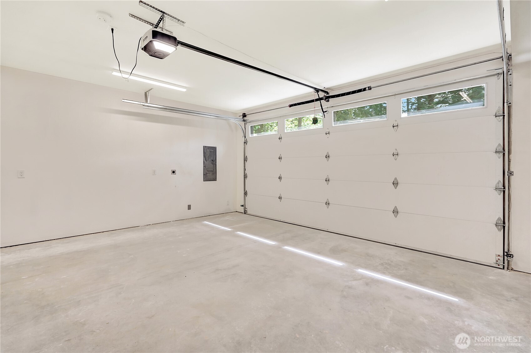 Leavenworth, Washington 98826, United States, 2 Bedrooms Bedrooms, ,2 BathroomsBathrooms,Residential,Pending,136098