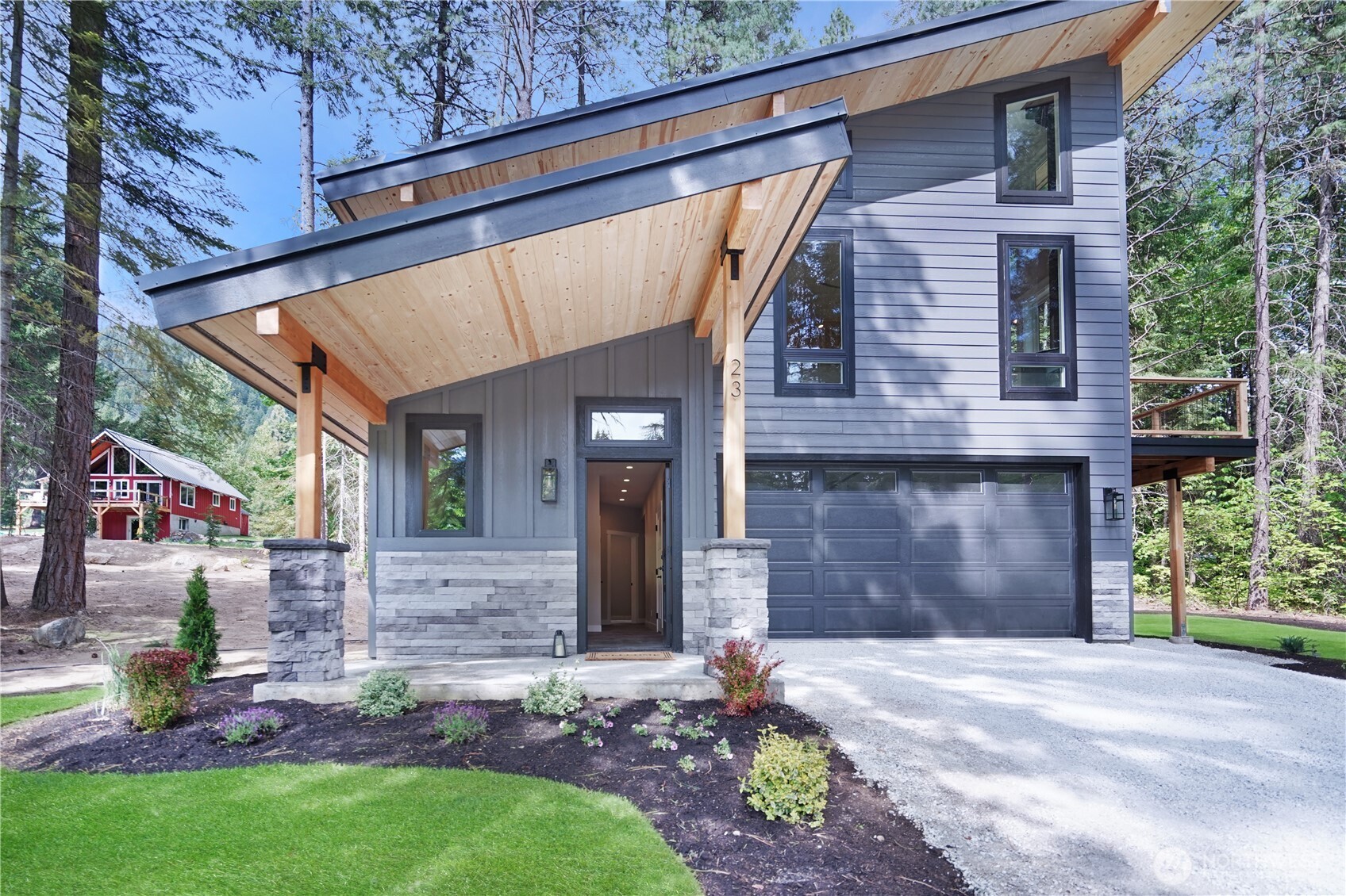 Leavenworth, Washington 98826, United States, 2 Bedrooms Bedrooms, ,2 BathroomsBathrooms,Residential,Pending,136098