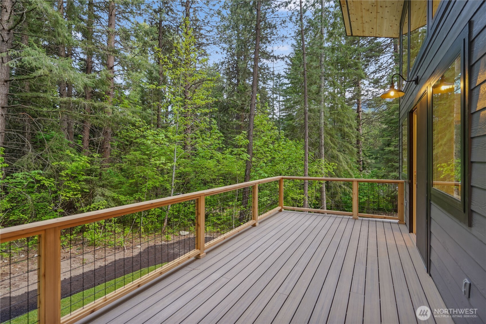 Leavenworth, Washington 98826, United States, 2 Bedrooms Bedrooms, ,2 BathroomsBathrooms,Residential,Pending,136098