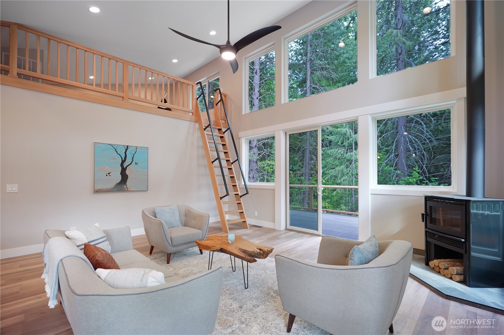 Leavenworth, Washington 98826, United States, 2 Bedrooms Bedrooms, ,2 BathroomsBathrooms,Residential,Pending,136098