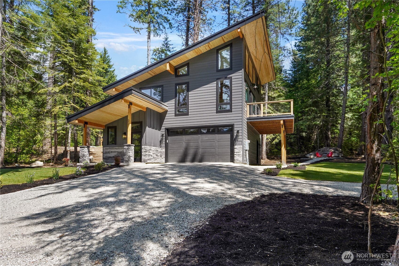 Leavenworth, Washington 98826, United States, 2 Bedrooms Bedrooms, ,2 BathroomsBathrooms,Residential,Pending,136098