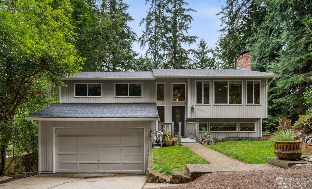 Photo of 14658 204th Avenue SE, Renton, WA 98059 (MLS # 2156171)