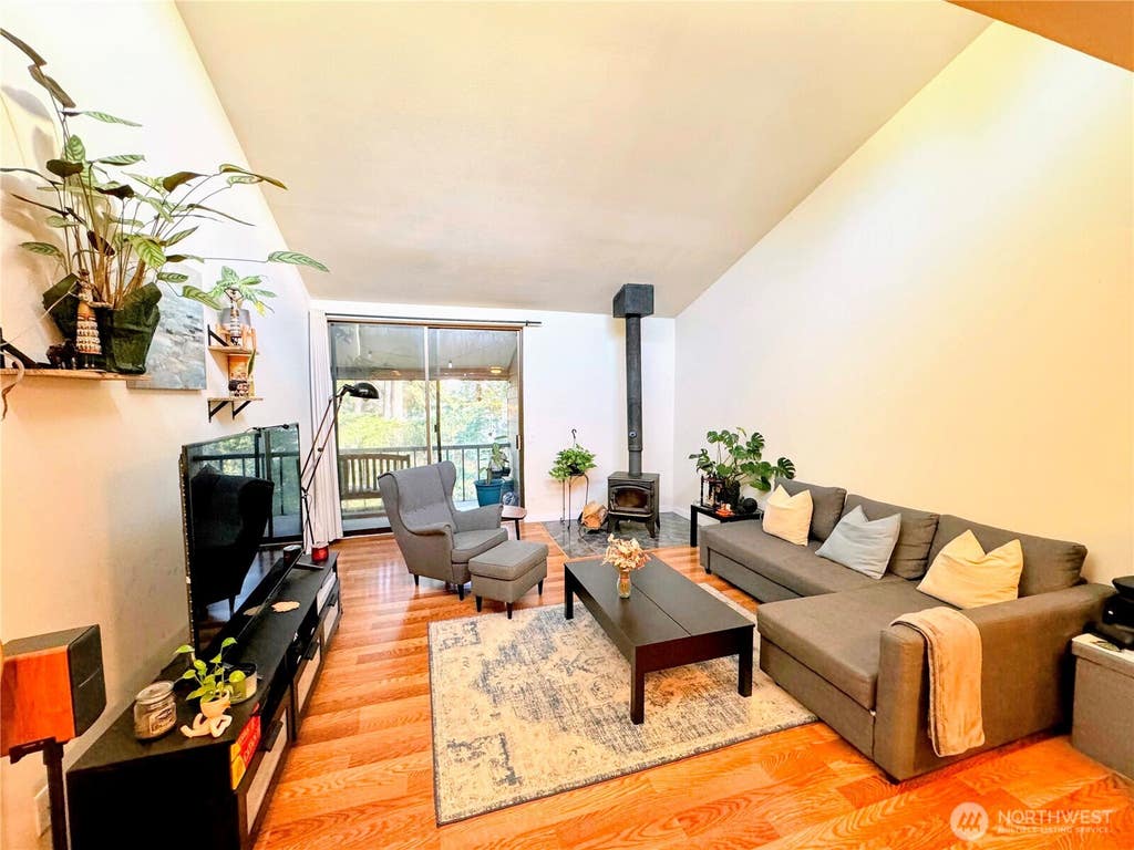 Photo of 6260 139th Ave NE #91, Redmond, WA 98052 (MLS # 2551104)