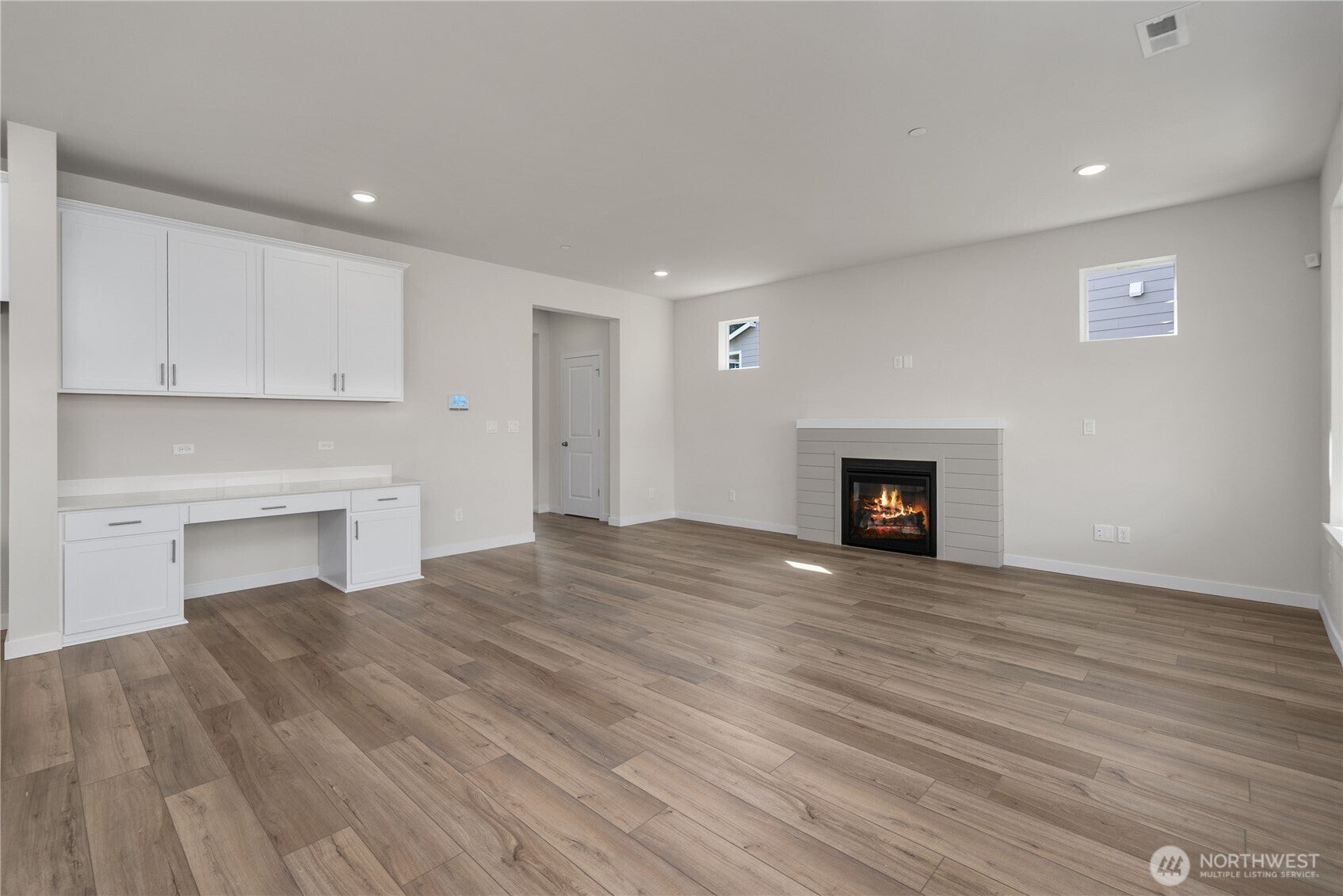 3943 Flat Top Drive