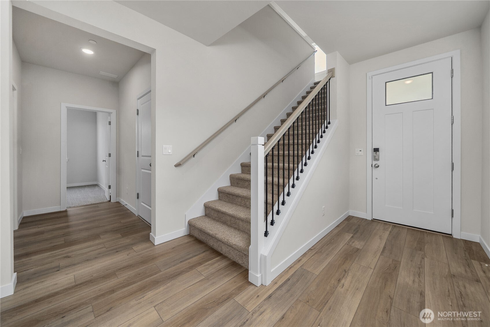 3943 Flat Top Drive