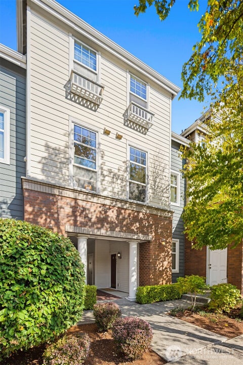 Photo of 1387 Huckleberry Circle, Issaquah, WA 98029 (MLS # 2585293)