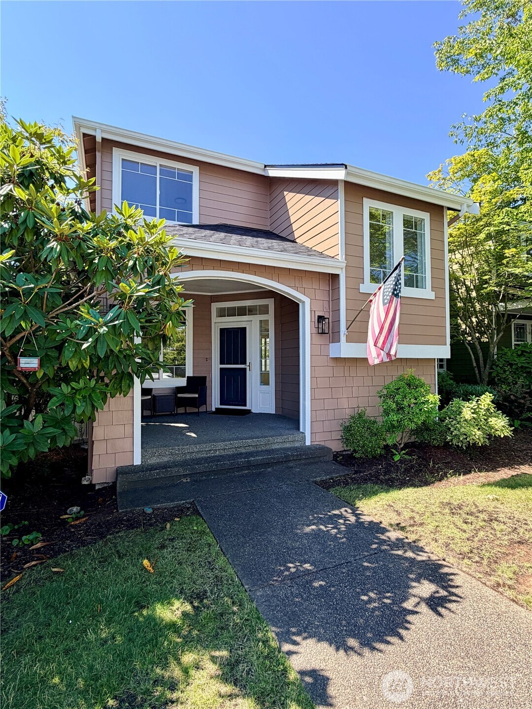 4611 NE 5th Place
