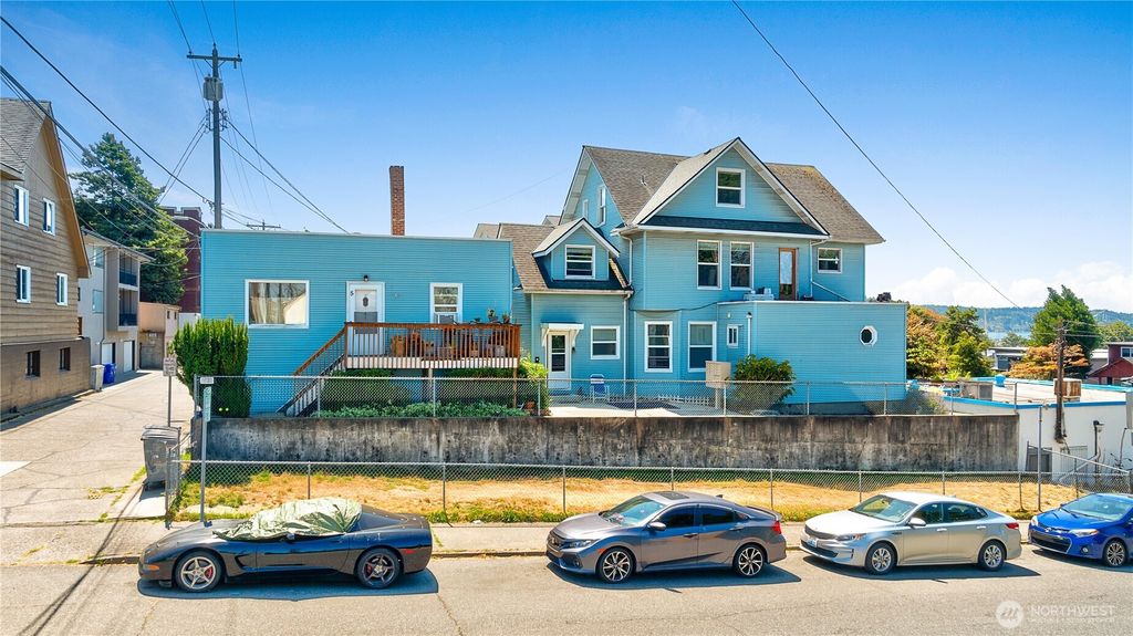 Photo of 2601 Rucker Avenue, Everett, WA 98201 (MLS # 2413330)