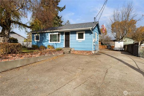 Photo of 1307 S 80th St St, Tacoma, WA 98408 (MLS # 2455852)