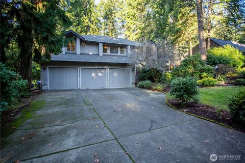 Photo of 2715 39th Street, Gig Harbor, WA 98335 (MLS # 2469764)