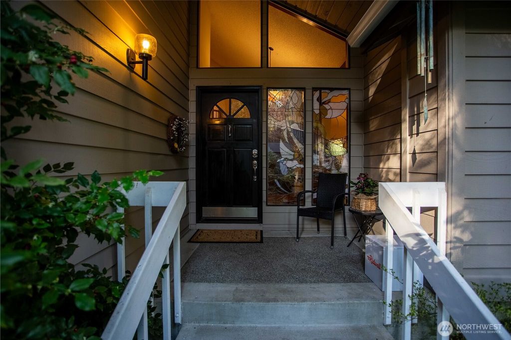 Photo of 2715 39th Street, Gig Harbor, WA 98335 (MLS # 2469764)