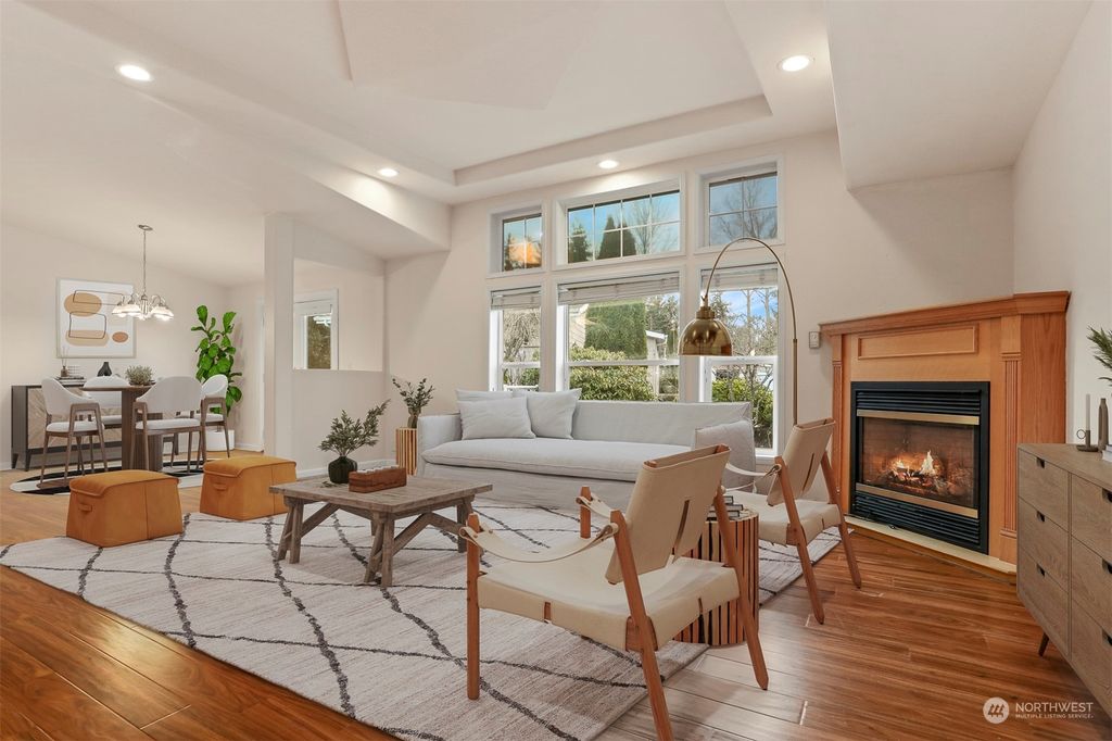 Photo of 1110 Lake View Circle, Bothell, WA 98021 (MLS # 2187136)