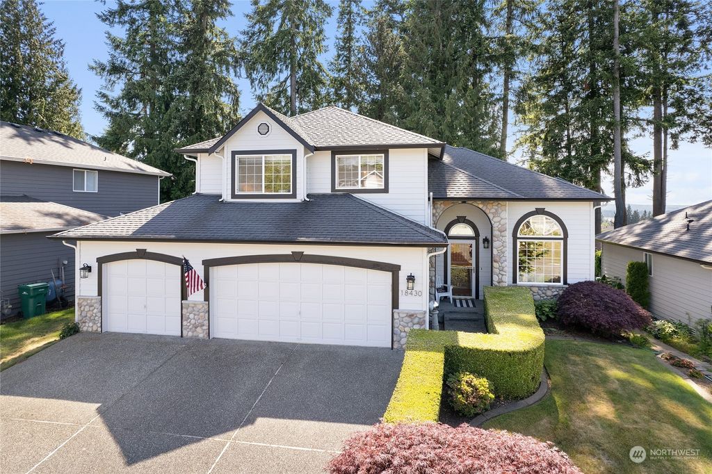 Photo of 18430 Newport Drive, Arlington, WA 98223 (MLS # 2126408)
