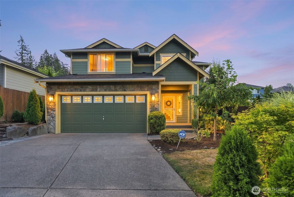 Photo of 10606 SE 15th Street, Lake Stevens, WA 98258 (MLS # 2562369)