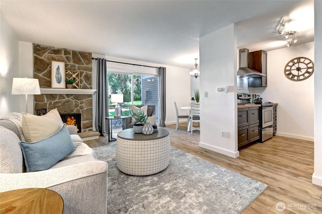 Photo of 12510 NE 130th Way #B103, Kirkland, WA 98034 (MLS # 2428842)