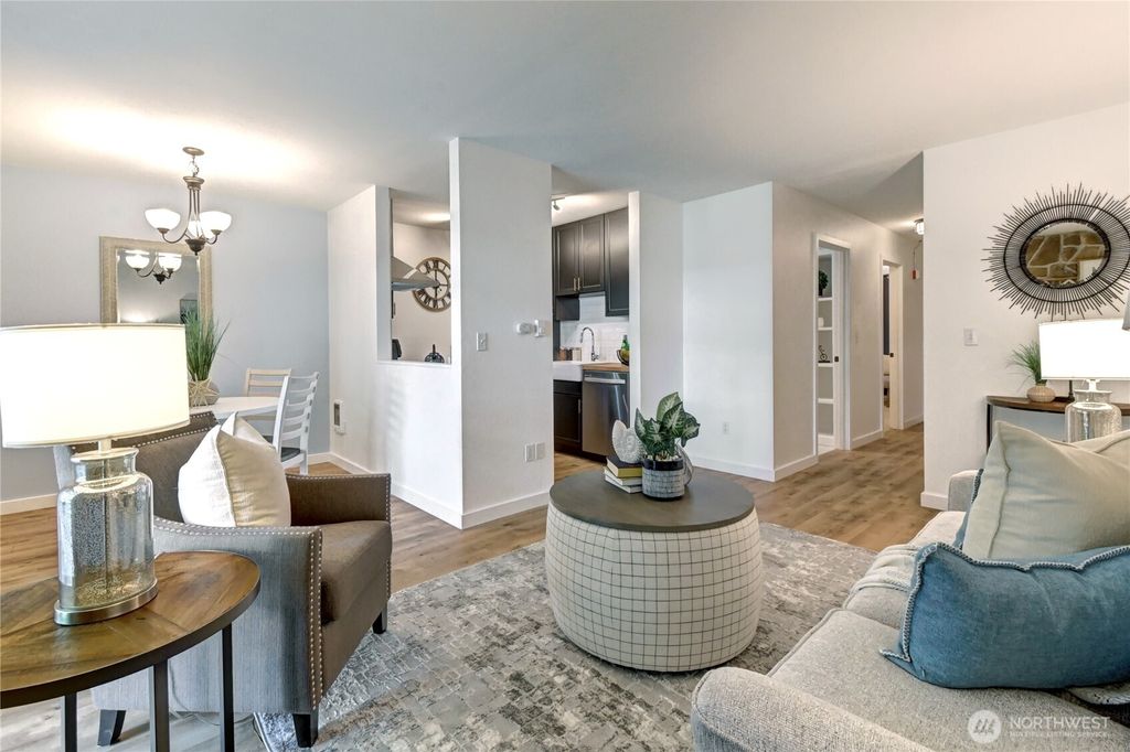 Photo of 12510 NE 130th Way #B103, Kirkland, WA 98034 (MLS # 2428842)