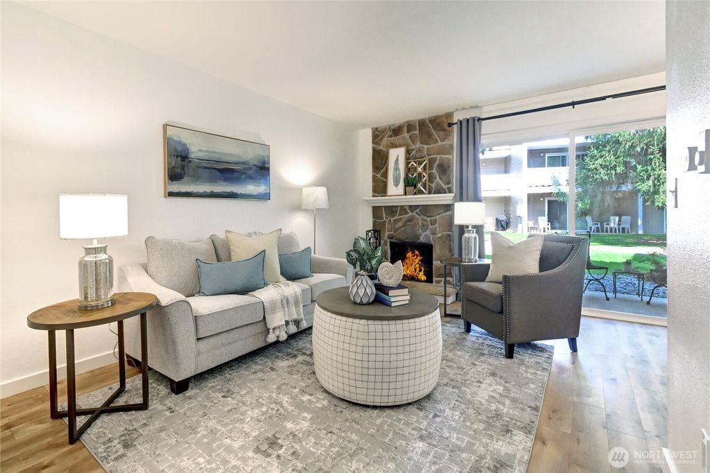 Photo of 12510 NE 130th Way #B103, Kirkland, WA 98034 (MLS # 2428842)