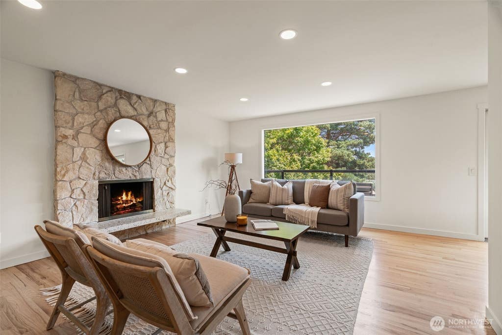 Photo of 8456 6th Avenue SW, Seattle, WA 98106 (MLS # 2557638)