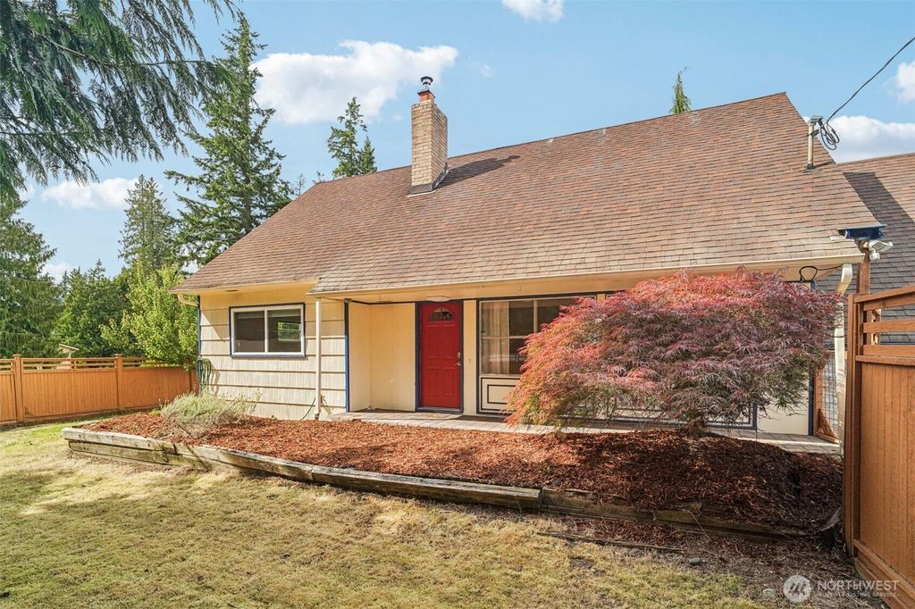 Photo of 7123 192nd Place SW, Lynnwood, WA 98036 (MLS # 2418124)