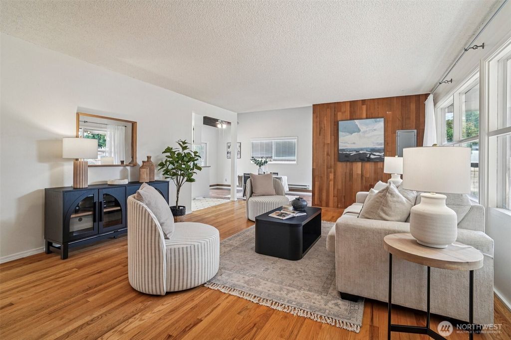 Photo of 7123 192nd Place SW, Lynnwood, WA 98036 (MLS # 2418124)