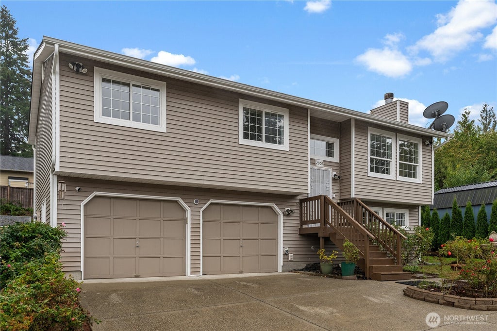 Photo of 2009 Becky Avenue, Port Orchard, WA 98366 (MLS # 2590181)