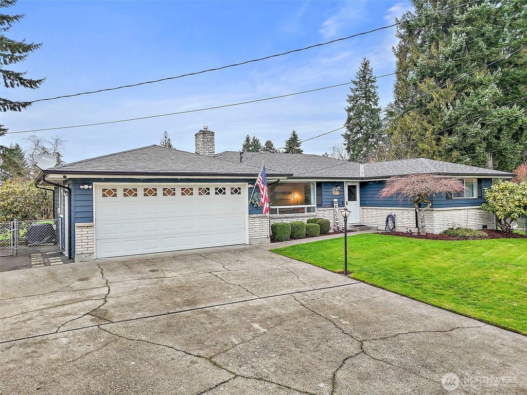 Photo of 26119 147th Avenue SE, Kent, WA 98042 (MLS # 2476591)