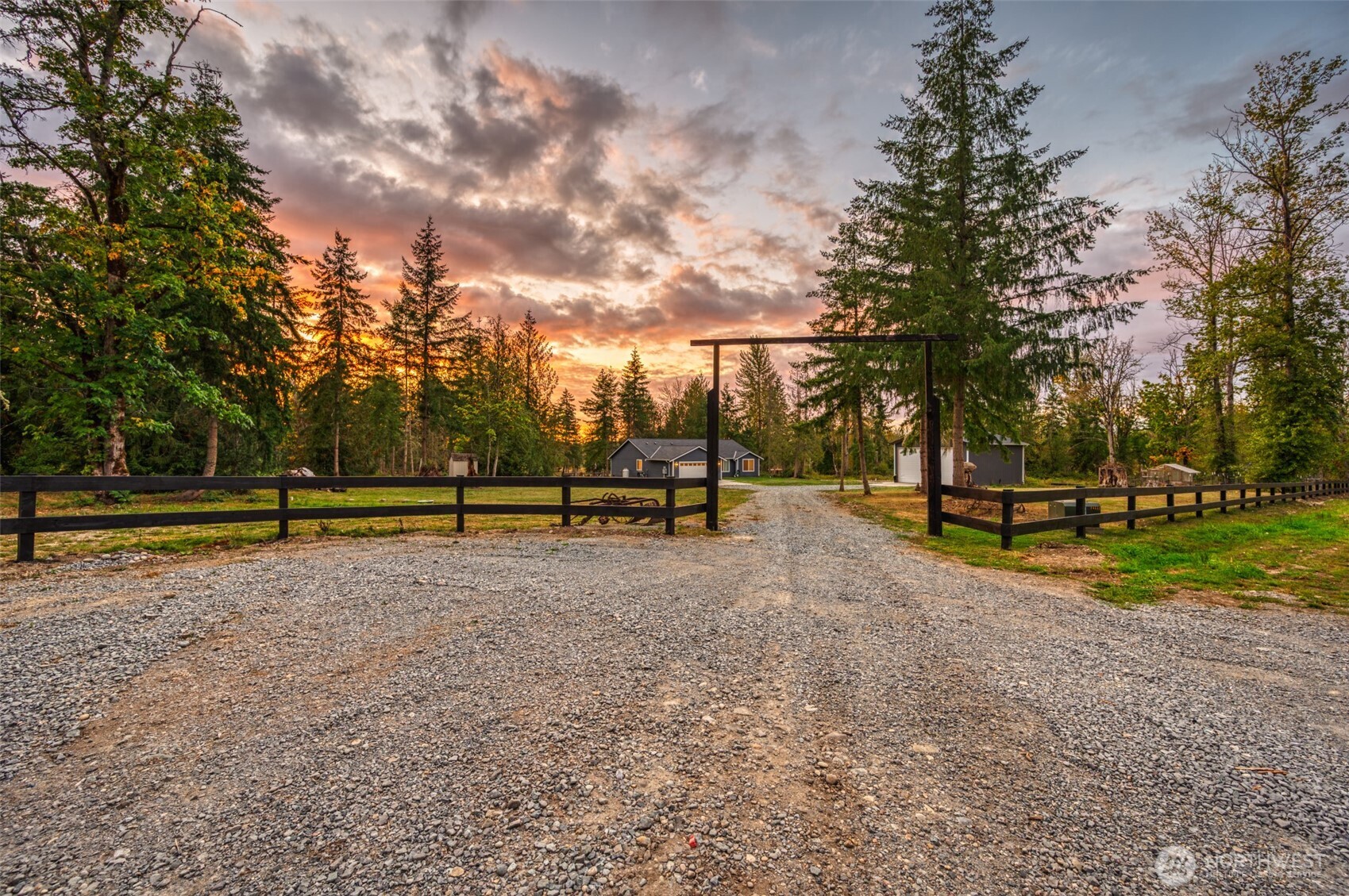 37816 99th Avenue Ct E