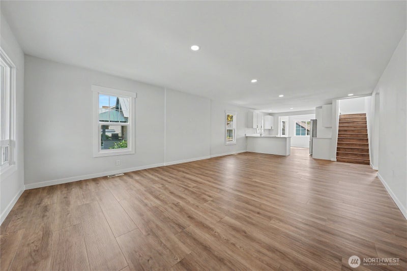 214 Riverside Drive