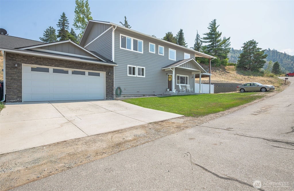 Photo of 205 Skyline Drive, Cashmere, WA 98815 (MLS # 2580514)